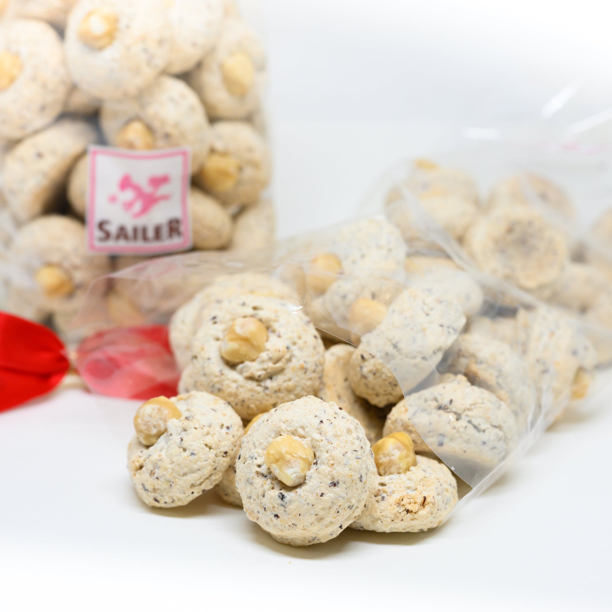 Haselnuss-Makronen - Lebkuchenherzen-Fabrik