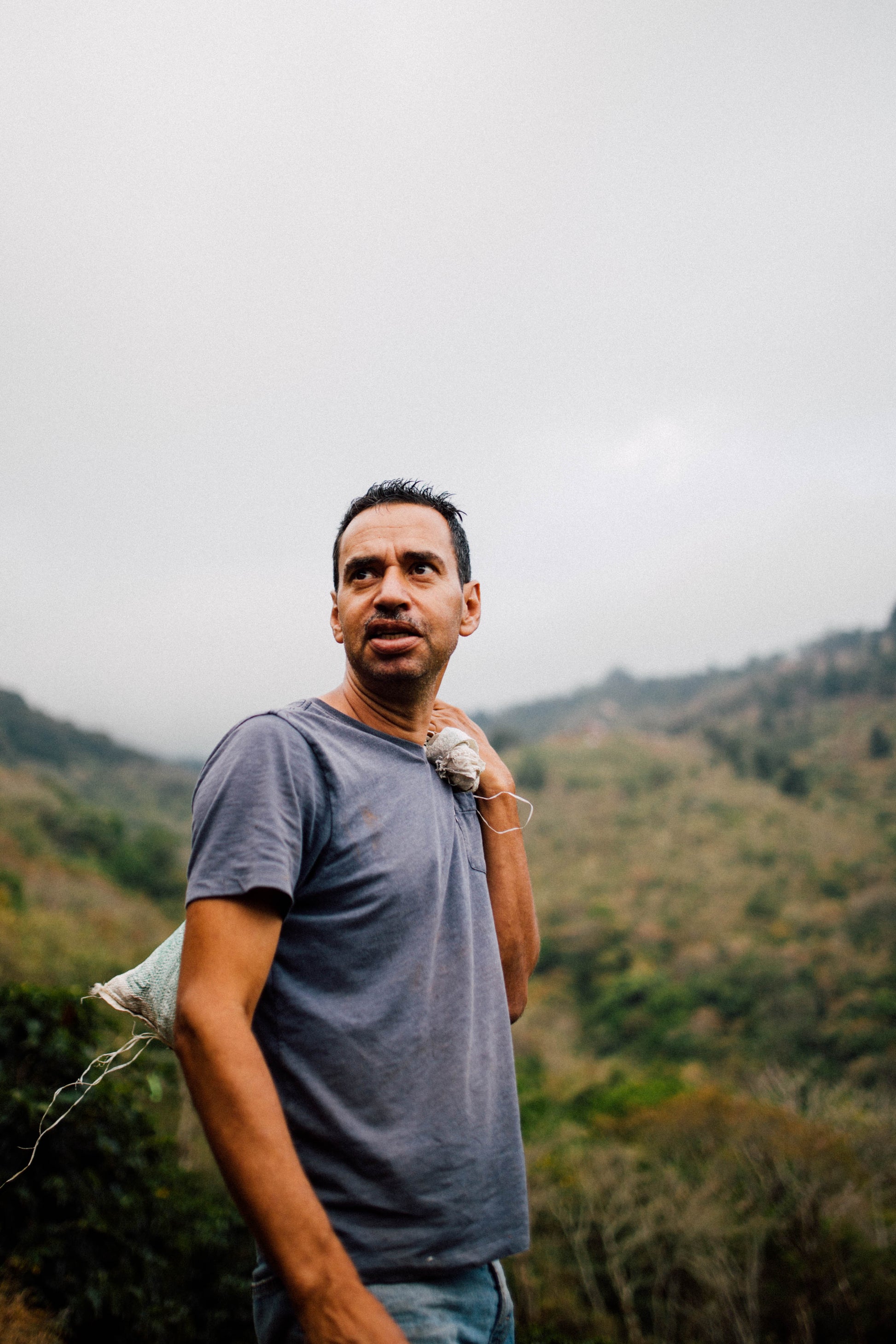 Kaffeetasse mit Latte-Art, passender Filterkaffee von Jorge Vásquez Catuai Natural, Paso Paso Farmer Owned Coffee in Hannover.